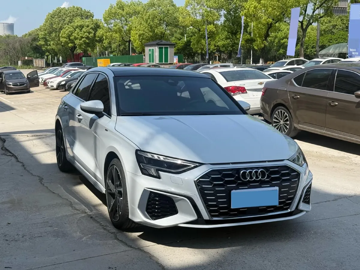 2022 Audi A3 1.4T 150HP L4 7DCT,autocango,china used car exporter,china ev exporter,chinese used car exporter,chinese used ev exporter