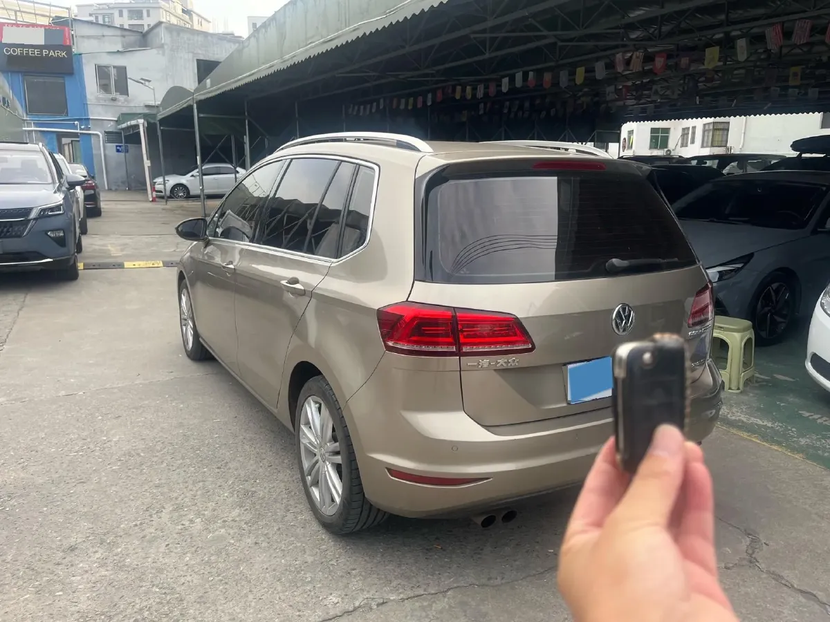 2018 Volkswagen Golf Sportsvan 1.4T 131HP L4 7DCT,autocango,china used car exporter,china ev exporter,chinese used car exporter,chinese used ev exporter