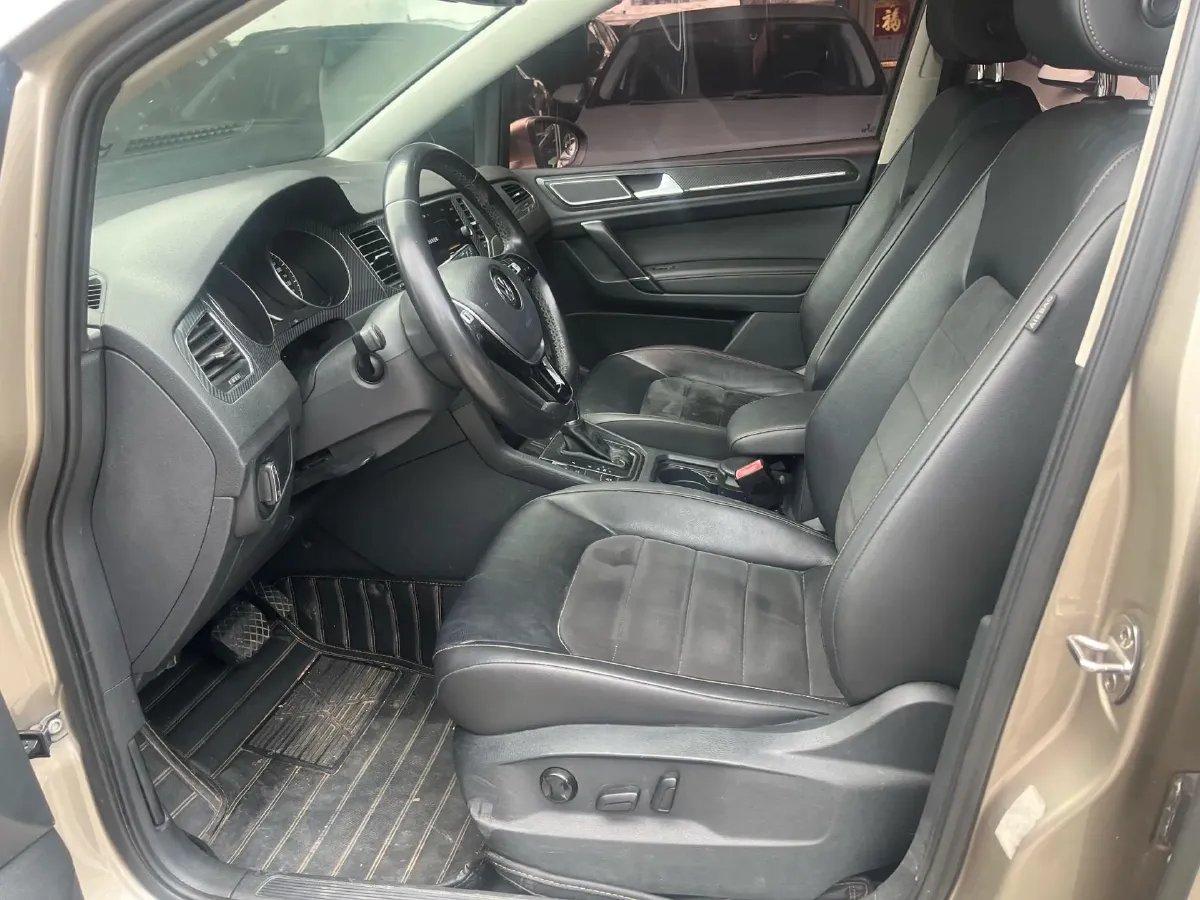 2018 Volkswagen Golf Sportsvan 1.4T 131HP L4 7DCT,autocango,china used car exporter,china ev exporter,chinese used car exporter,chinese used ev exporter