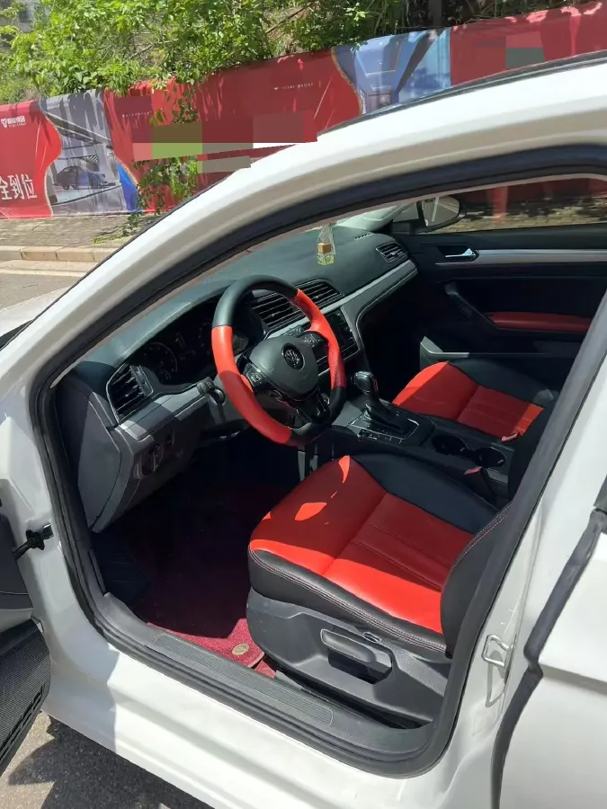 2019 Volkswagen Lamando 1.4T 131HP L4 7DCT,autocango,china used car exporter,china ev exporter,chinese used car exporter,chinese used ev exporter