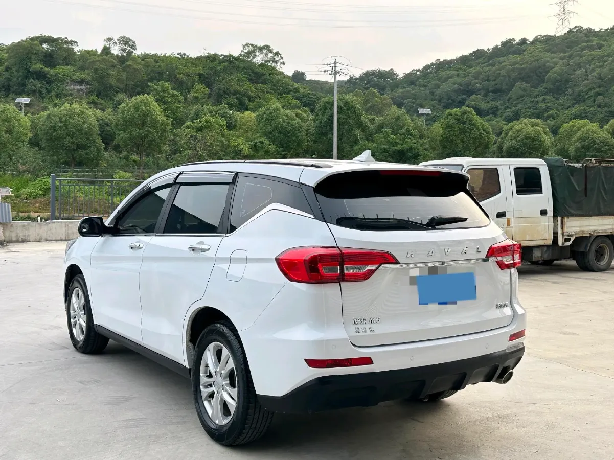 2019 Haval M6 1.5T 150HP L4 7DCT,autocango,china used car exporter,china ev exporter,chinese used car exporter,chinese used ev exporter