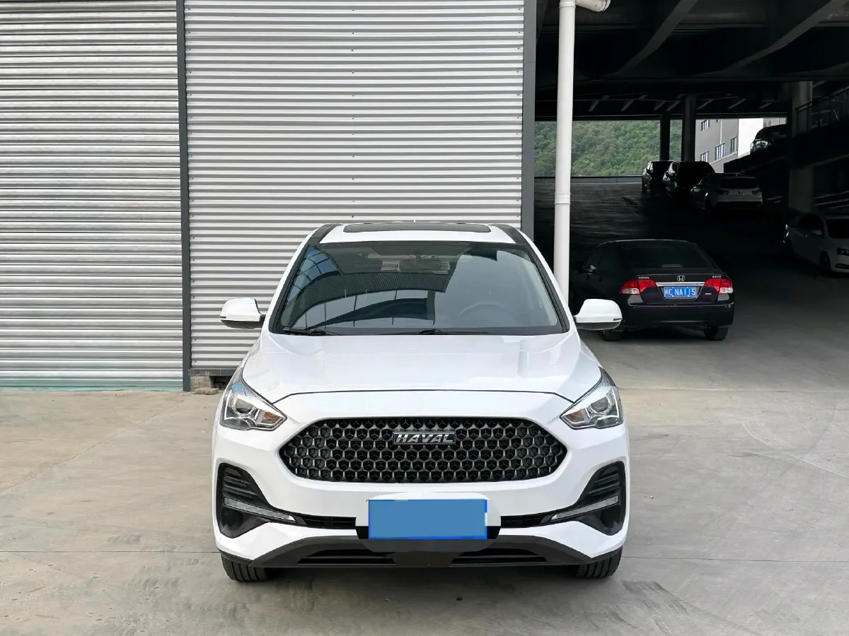 2019 Haval M6 1.5T 150HP L4 7DCT,autocango,china used car exporter,china ev exporter,chinese used car exporter,chinese used ev exporter