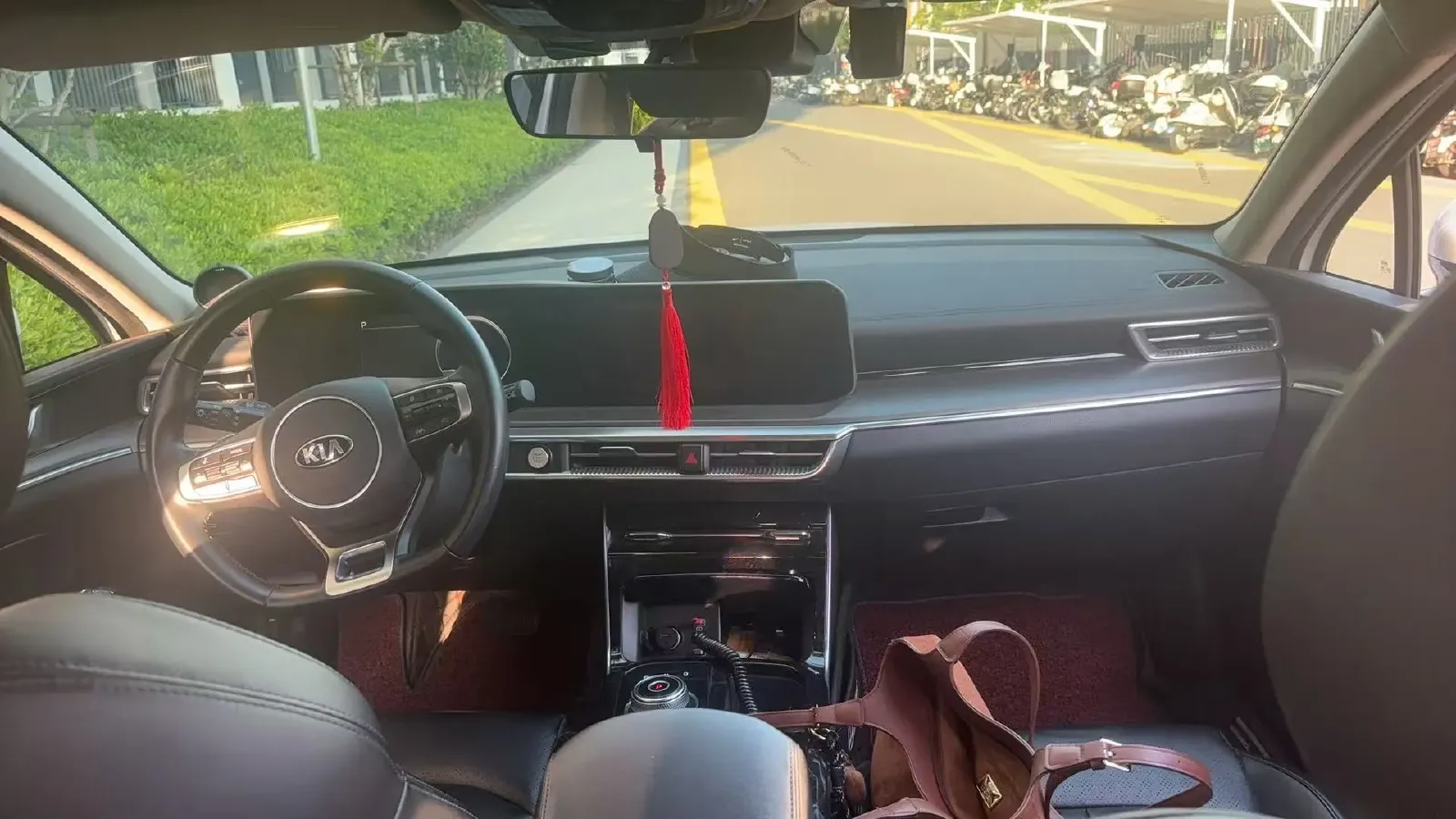 2020 Kia K5 1.5T 170HP L4 7DCT,autocango,china used car exporter,china ev exporter,chinese used car exporter,chinese used ev exporter