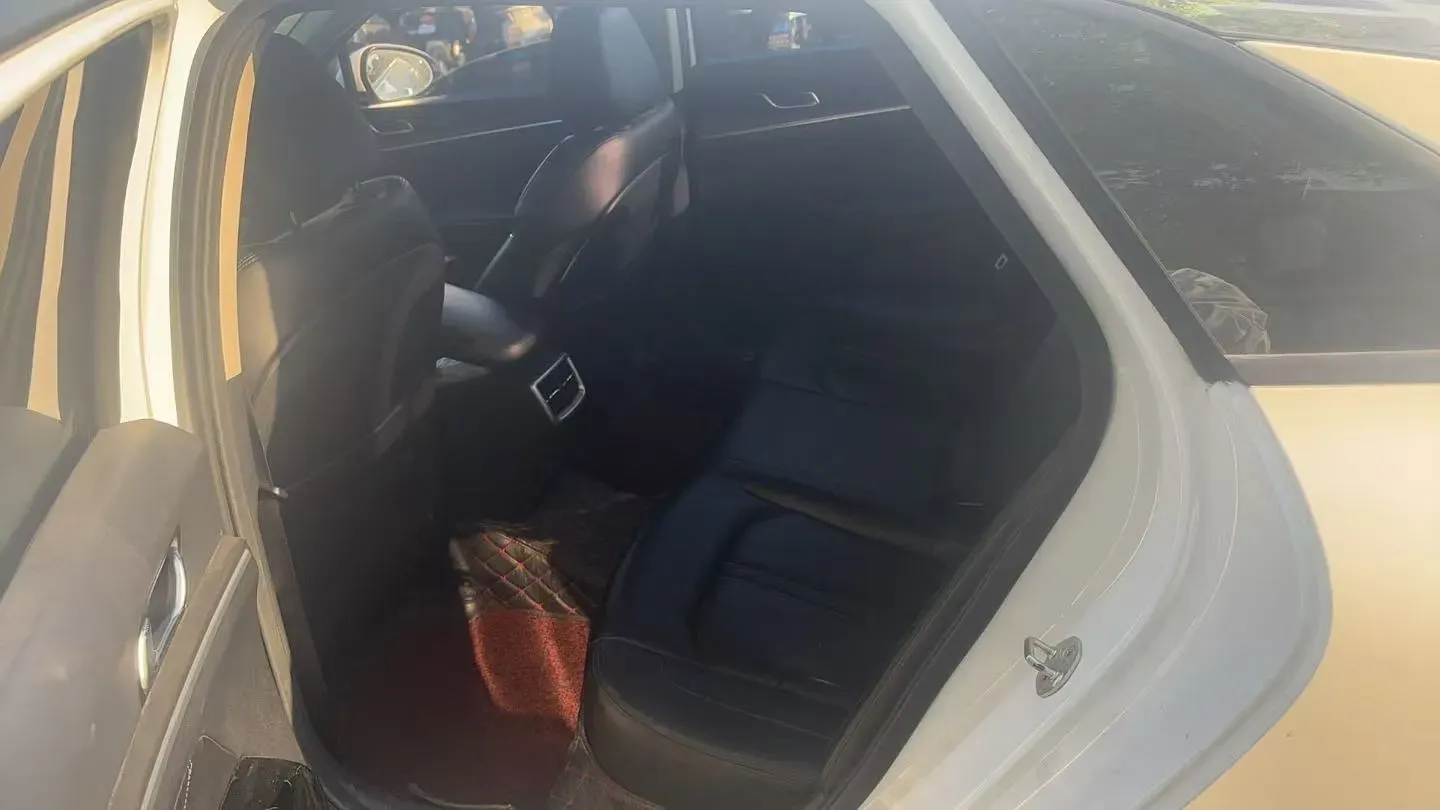 2020 Kia K5 1.5T 170HP L4 7DCT,autocango,china used car exporter,china ev exporter,chinese used car exporter,chinese used ev exporter