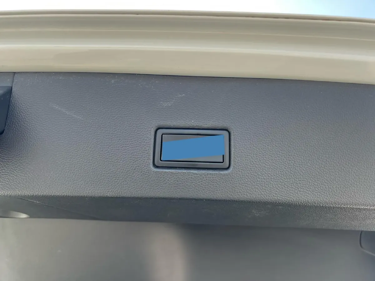 2022 Volkswagen T-Roc 1.4T 150HP L4 7DCT,autocango,china used car exporter,china ev exporter,chinese used car exporter,chinese used ev exporter