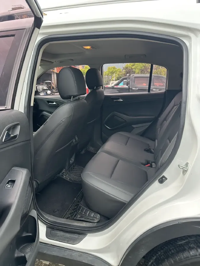 2021 Hyundai ix35 1.4T 140HP L4 7DCT,autocango,china used car exporter,china ev exporter,chinese used car exporter,chinese used ev exporter