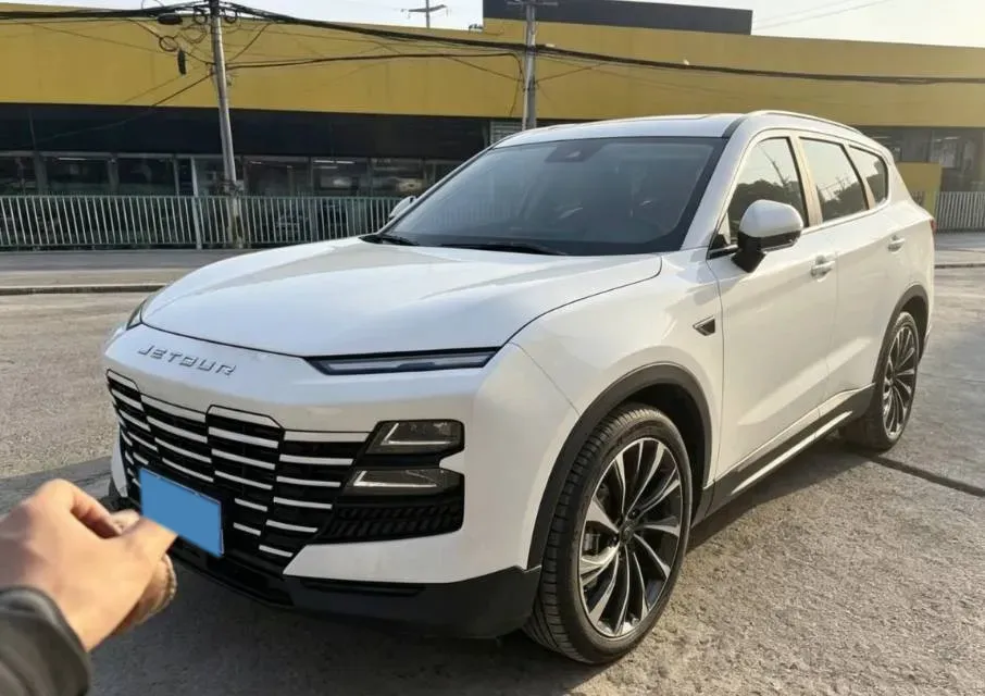 2022 Jetour DASHING 1.6T 197HP L4 7DCT,autocango,china used car exporter,china ev exporter,chinese used car exporter,chinese used ev exporter