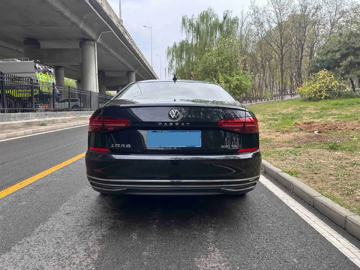 2020 Volkswagen Passat 2.0T 186HP L4 7DCT,autocango,china used car exporter,china ev exporter,chinese used car exporter,chinese used ev exporter
