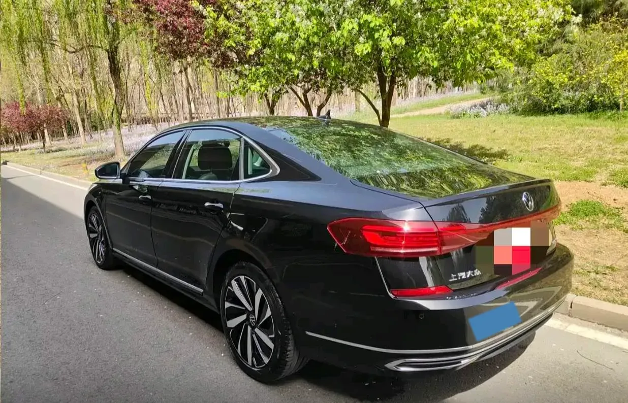 2024 Volkswagen Passat 2.0T 220HP L4 7DCT,autocango,china used car exporter,china ev exporter,chinese used car exporter,chinese used ev exporter