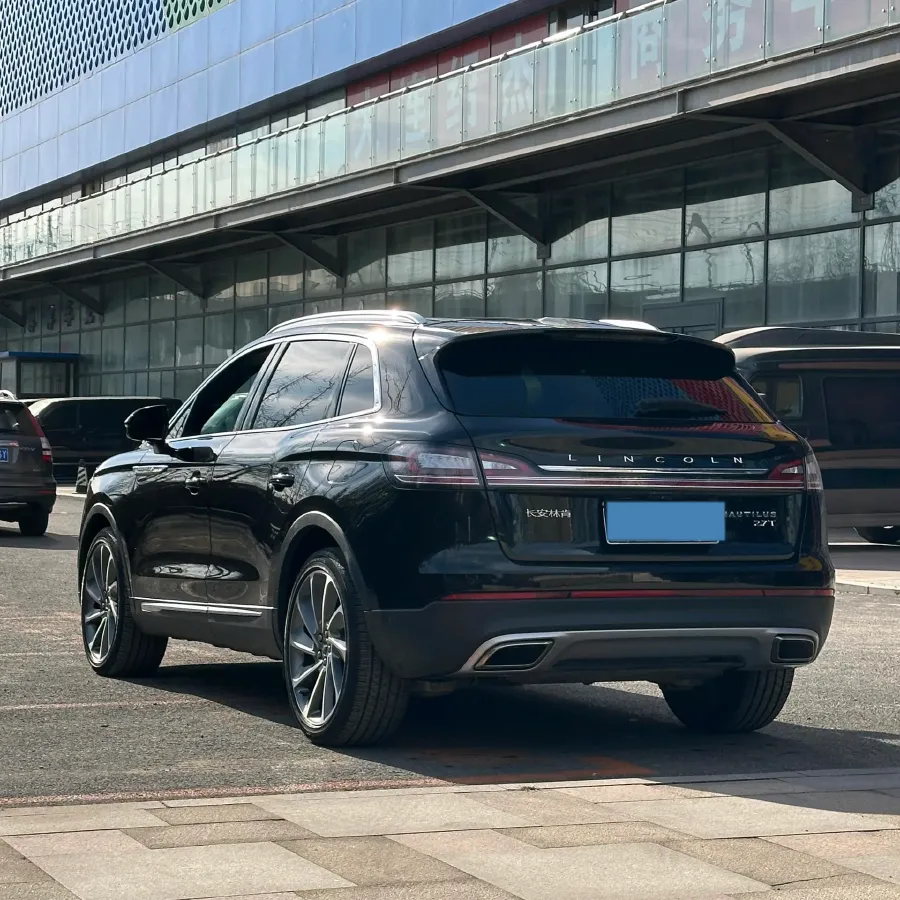 2021 Lincoln Nautilus 2.0T 245HP L4 8AT,autocango,china used car exporter,china ev exporter,chinese used car exporter,chinese used ev exporter