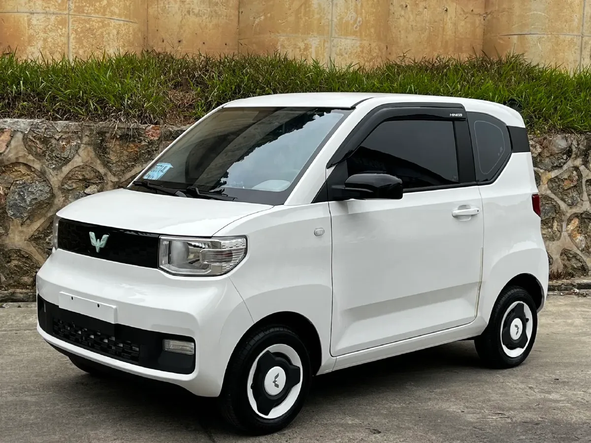 2022 WuLing HongGuang MINI EV BEV 9.3KWH,autocango,china used car exporter,china ev exporter,chinese used car exporter,chinese used ev exporter