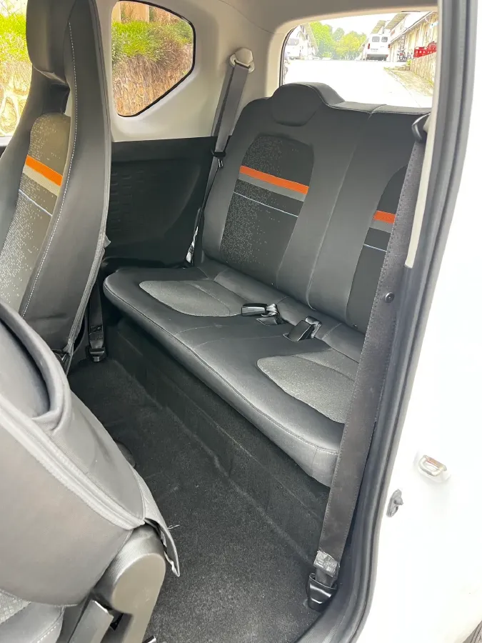 2022 WuLing HongGuang MINI EV BEV 9.3KWH,autocango,china used car exporter,china ev exporter,chinese used car exporter,chinese used ev exporter