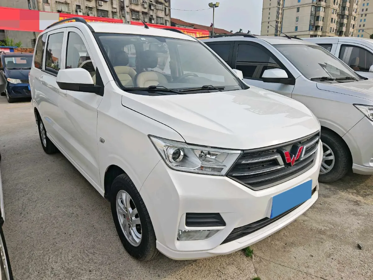 2019 WuLing HongGuang 1.5L 99HP L4 6MT,autocango,china used car exporter,china ev exporter,chinese used car exporter,chinese used ev exporter