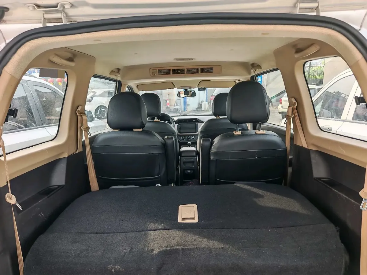 2019 WuLing HongGuang 1.5L 99HP L4 6MT,autocango,china used car exporter,china ev exporter,chinese used car exporter,chinese used ev exporter