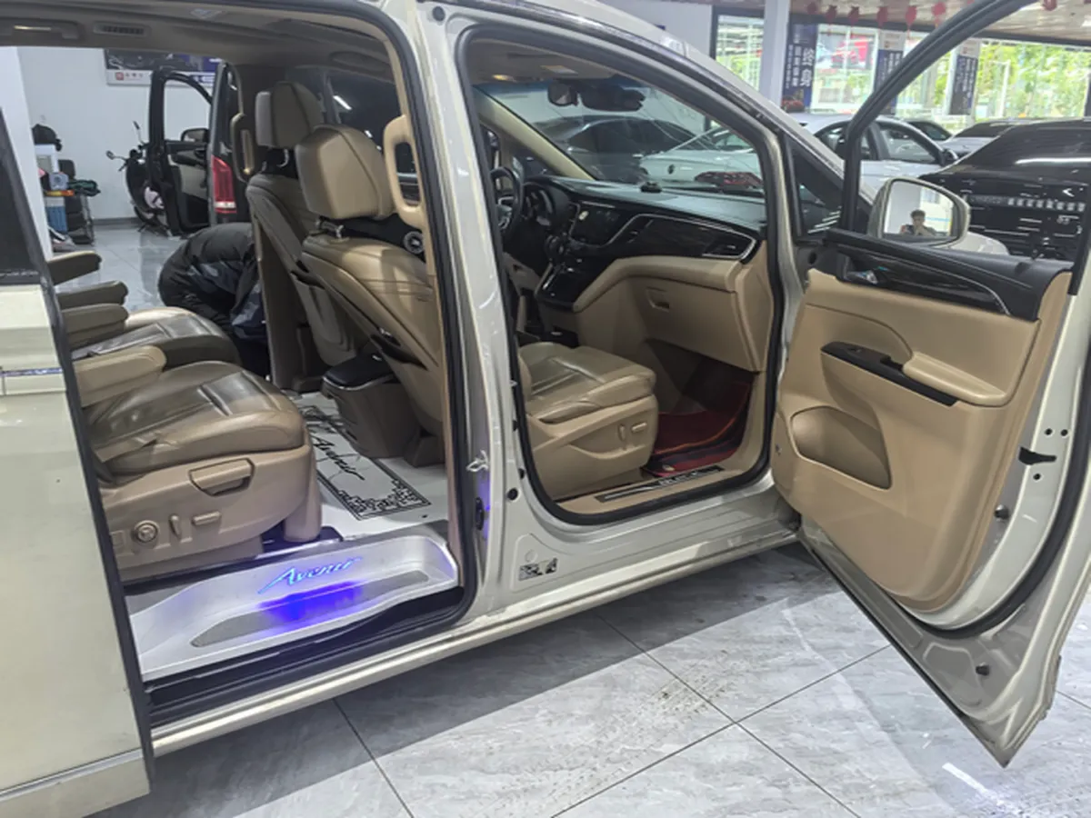 2018 Buick GL8 2.0T 260HP L4 6AT,autocango,china used car exporter,china ev exporter,chinese used car exporter,chinese used ev exporter