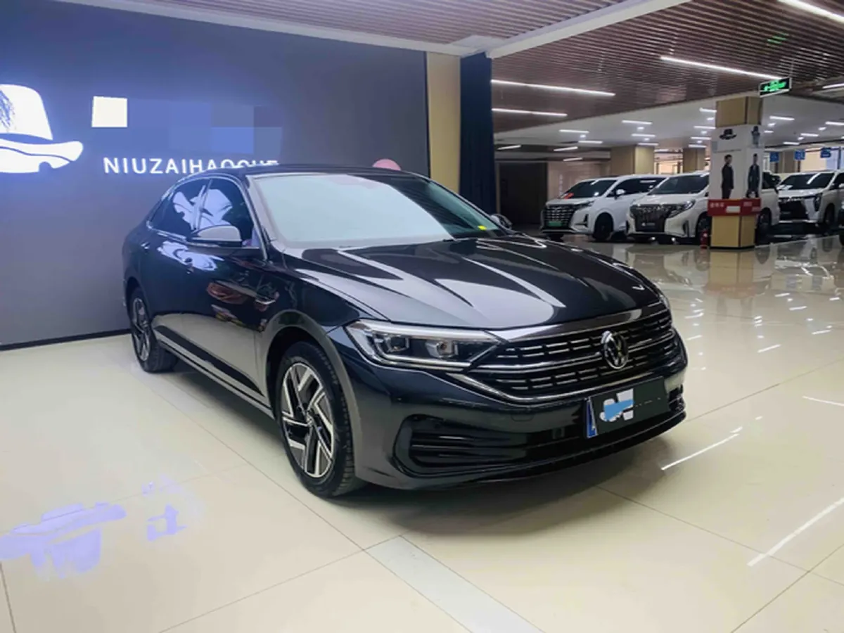 2024 Volkswagen Sagitar 1.5T 160HP L4 7DCT,autocango,china used car exporter,china ev exporter,chinese used car exporter,chinese used ev exporter