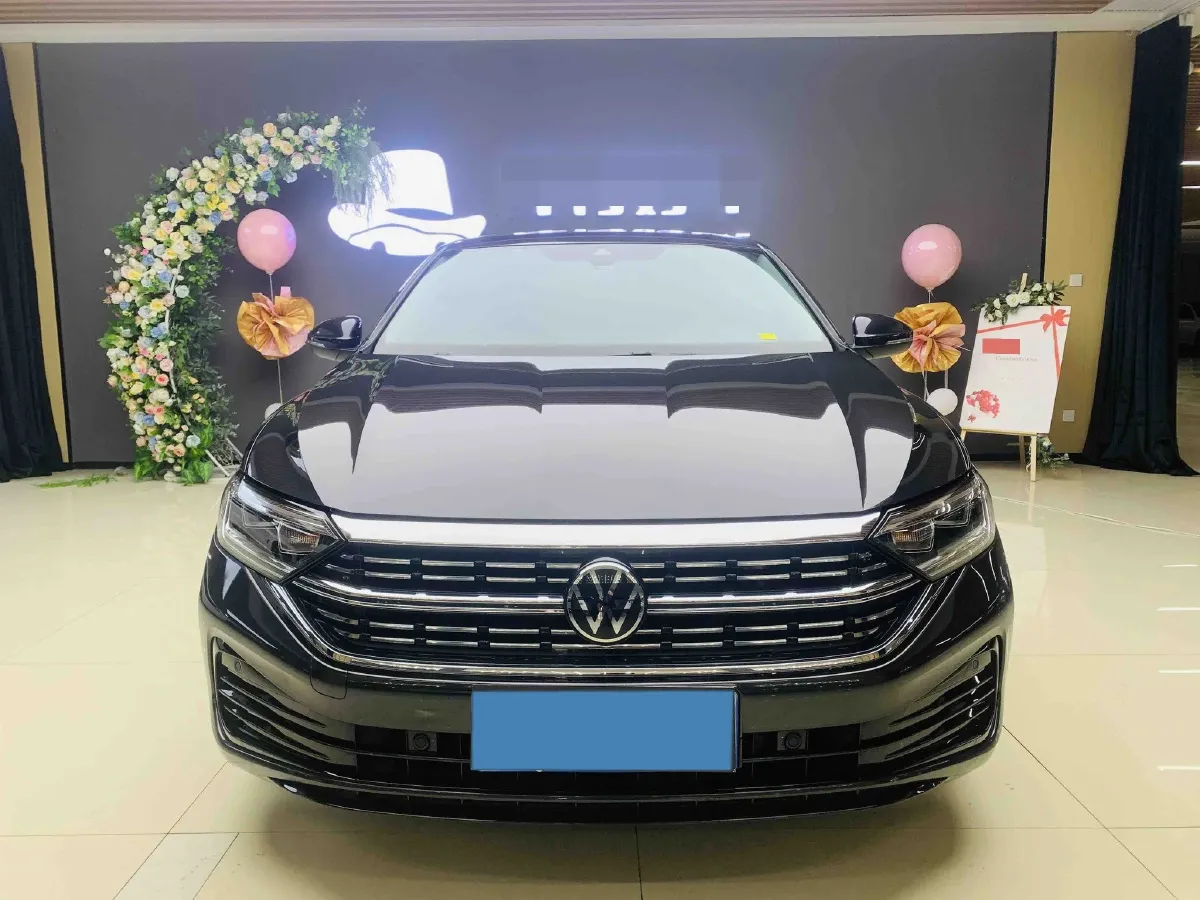 2024 Volkswagen Sagitar 1.5T 160HP L4 7DCT,autocango,china used car exporter,china ev exporter,chinese used car exporter,chinese used ev exporter