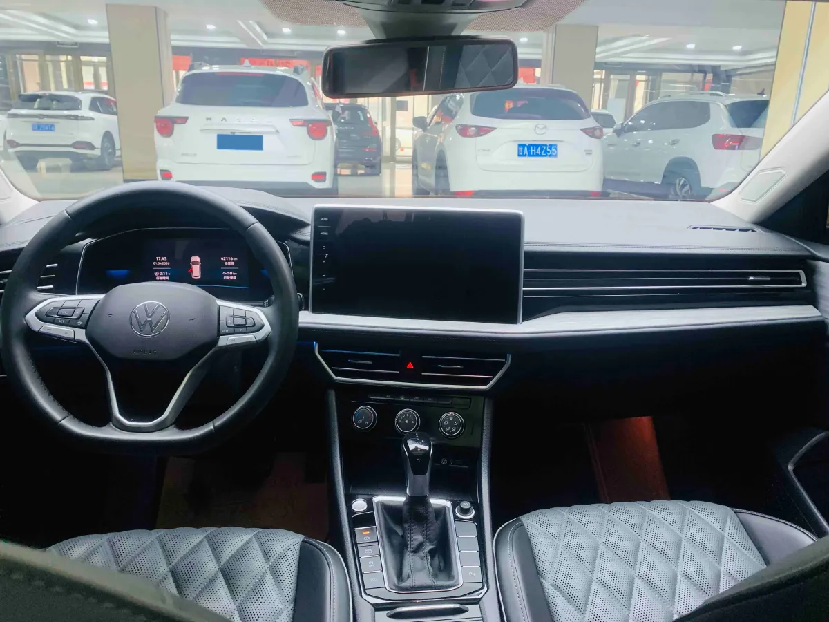 2024 Volkswagen Sagitar 1.5T 160HP L4 7DCT,autocango,china used car exporter,china ev exporter,chinese used car exporter,chinese used ev exporter