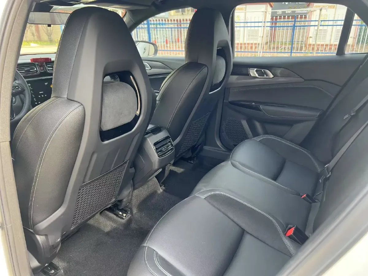 2021 LYNK&CO 03 2.0T 190HP L4 6AT,autocango,china used car exporter,china ev exporter,chinese used car exporter,chinese used ev exporter