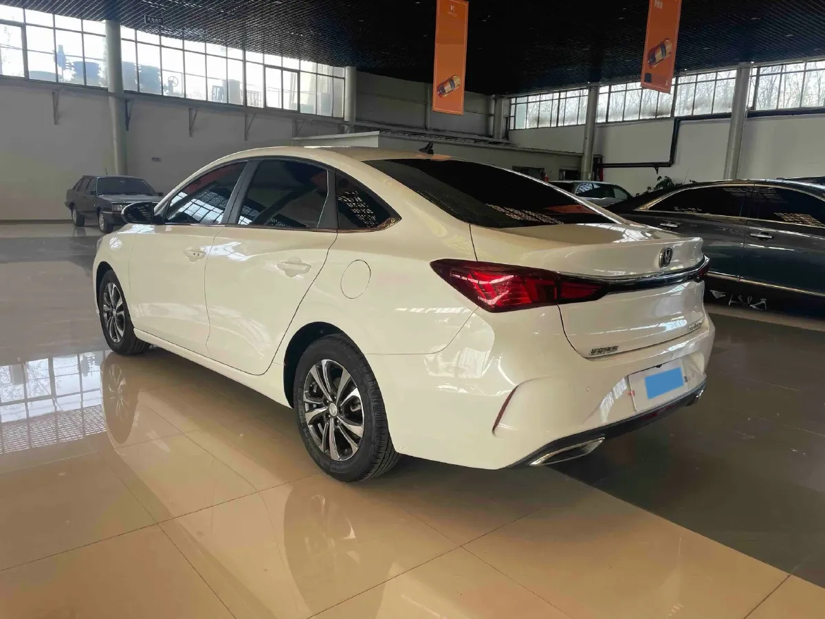 2020 ChangAn Eado 1.6L 128HP L4 5MT,autocango,china used car exporter,china ev exporter,chinese used car exporter,chinese used ev exporter