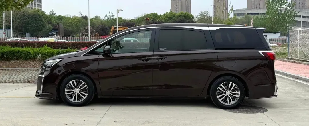 2020 Buick GL8 2.0T 237HP L4 9AT,autocango,china used car exporter,china ev exporter,chinese used car exporter,chinese used ev exporter