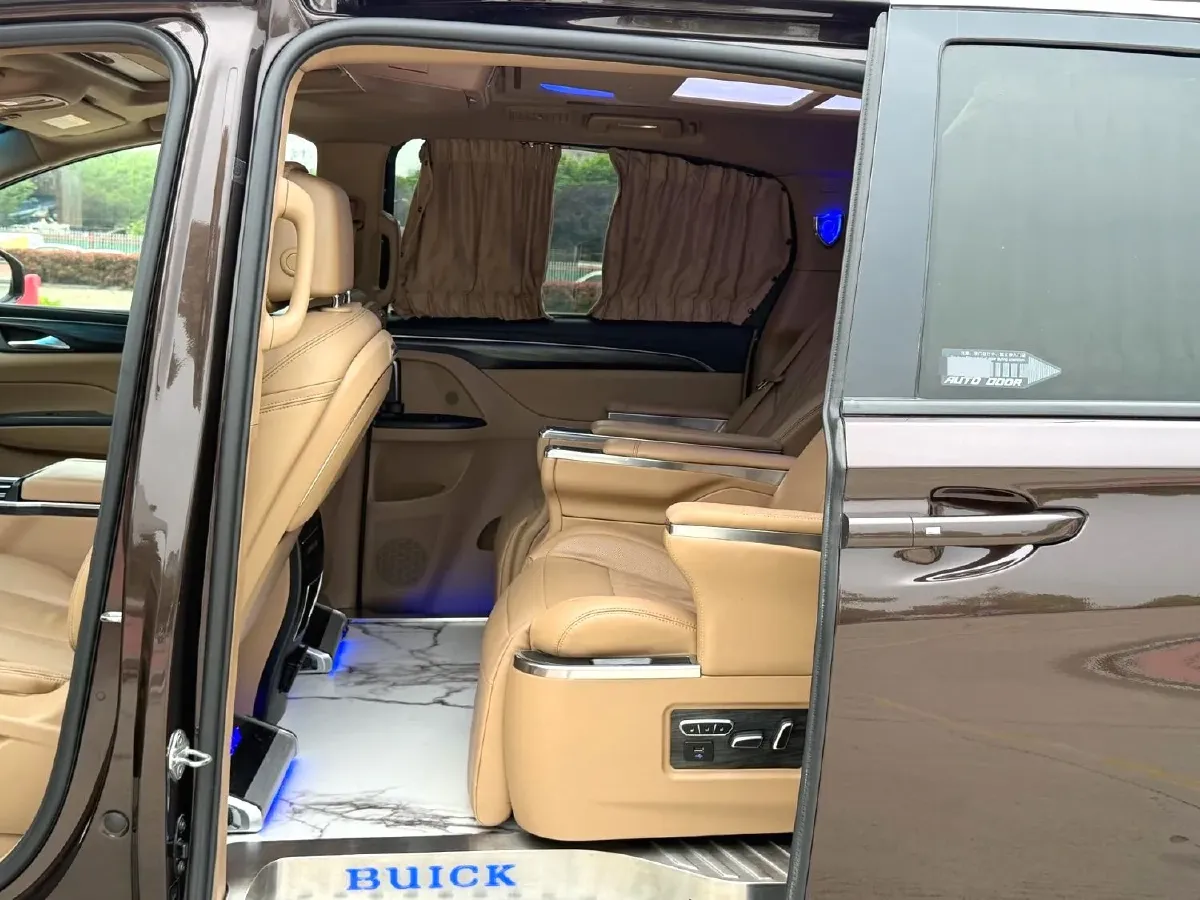 2020 Buick GL8 2.0T 237HP L4 9AT,autocango,china used car exporter,china ev exporter,chinese used car exporter,chinese used ev exporter