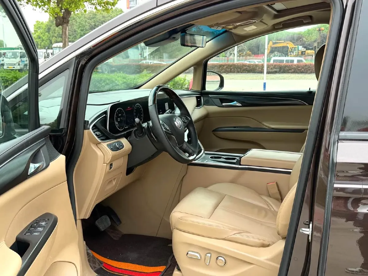 2020 Buick GL8 2.0T 237HP L4 9AT,autocango,china used car exporter,china ev exporter,chinese used car exporter,chinese used ev exporter