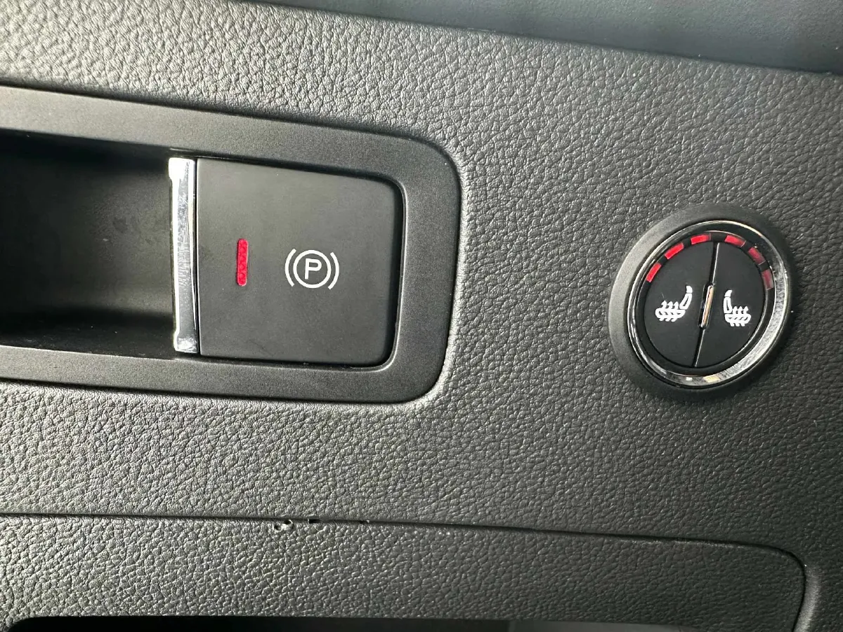 2023 Jetour DASHING 1.5T 156HP L4 6DCT,autocango,china used car exporter,china ev exporter,chinese used car exporter,chinese used ev exporter