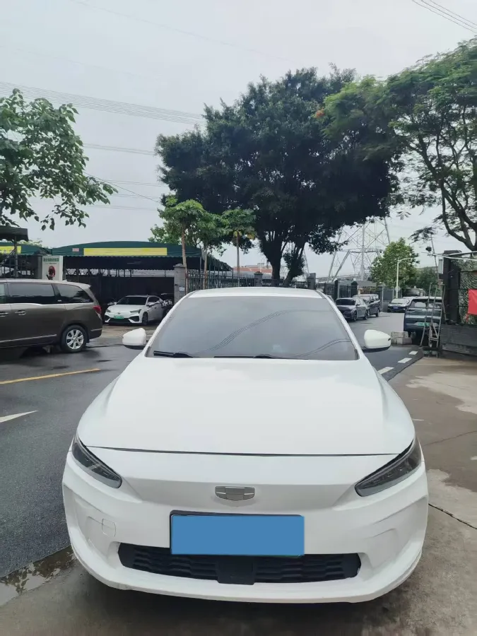 2022 Geely Emgrand L HiP 1.5T 181HP L4 3DHT PHEV 15.5KWH,autocango,china used car exporter,china ev exporter,chinese used car exporter,chinese used ev exporter