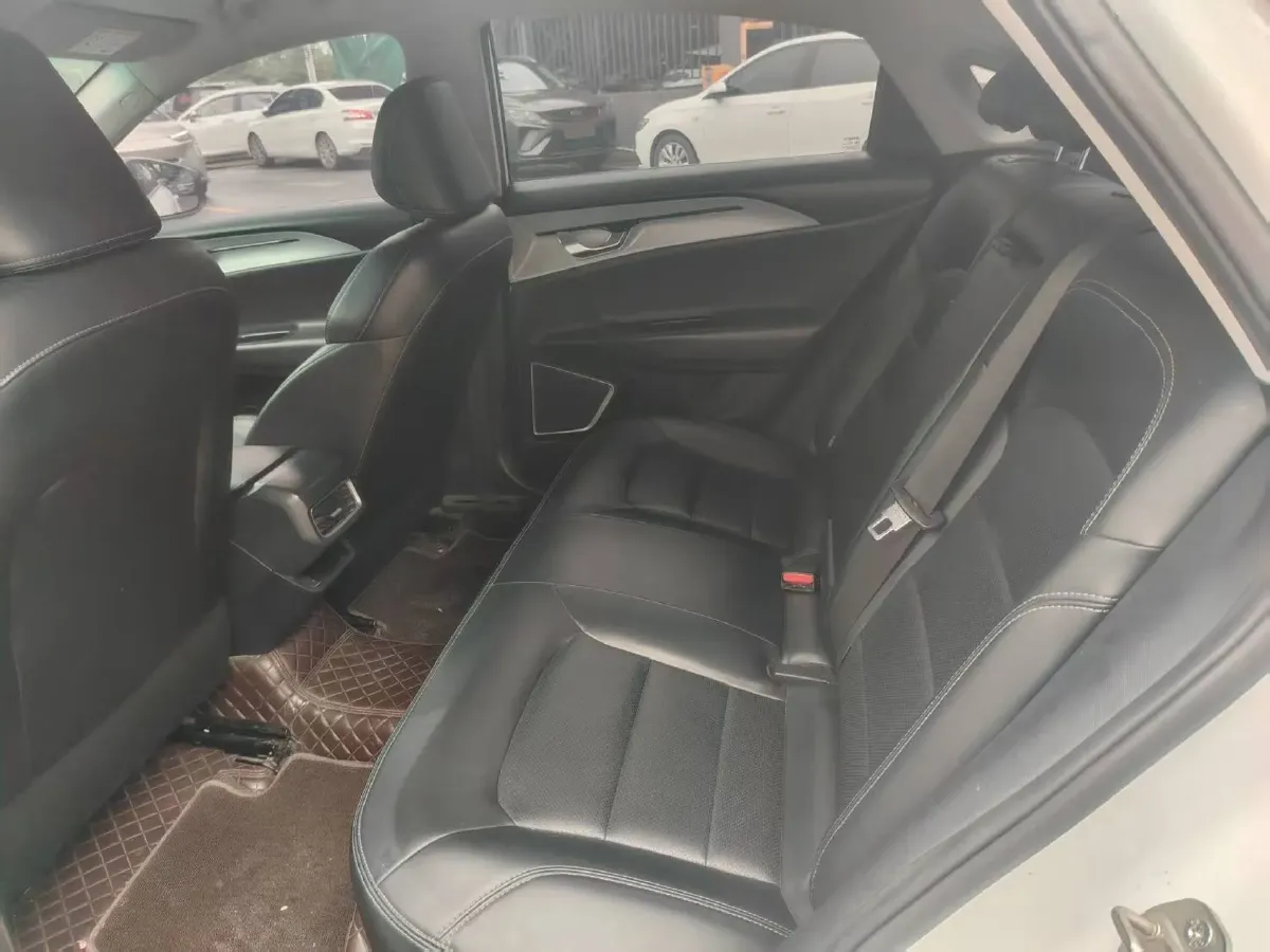 2022 Geely Emgrand L HiP 1.5T 181HP L4 3DHT PHEV 15.5KWH,autocango,china used car exporter,china ev exporter,chinese used car exporter,chinese used ev exporter