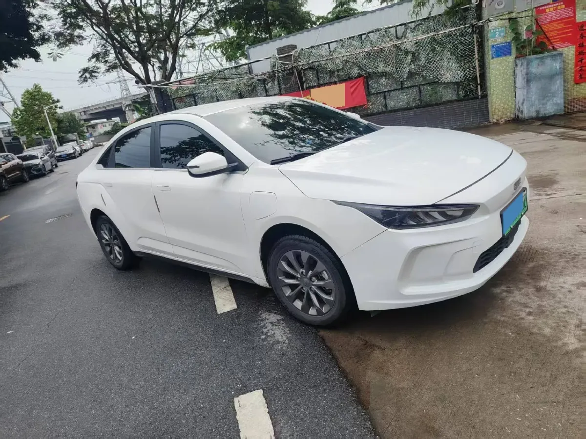 2022 Geely Emgrand L HiP 1.5T 181HP L4 3DHT PHEV 15.5KWH,autocango,china used car exporter,china ev exporter,chinese used car exporter,chinese used ev exporter