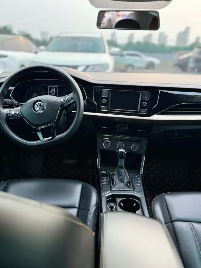 2019 Chevrolet Equinox 1.5T 180HP L4 6AT,autocango,china used car exporter,china ev exporter,chinese used car exporter,chinese used ev exporter