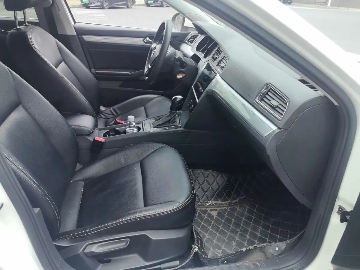 2018 Volkswagen Lamando 1.4T 131HP L4 7DCT,autocango,china used car exporter,china ev exporter,chinese used car exporter,chinese used ev exporter