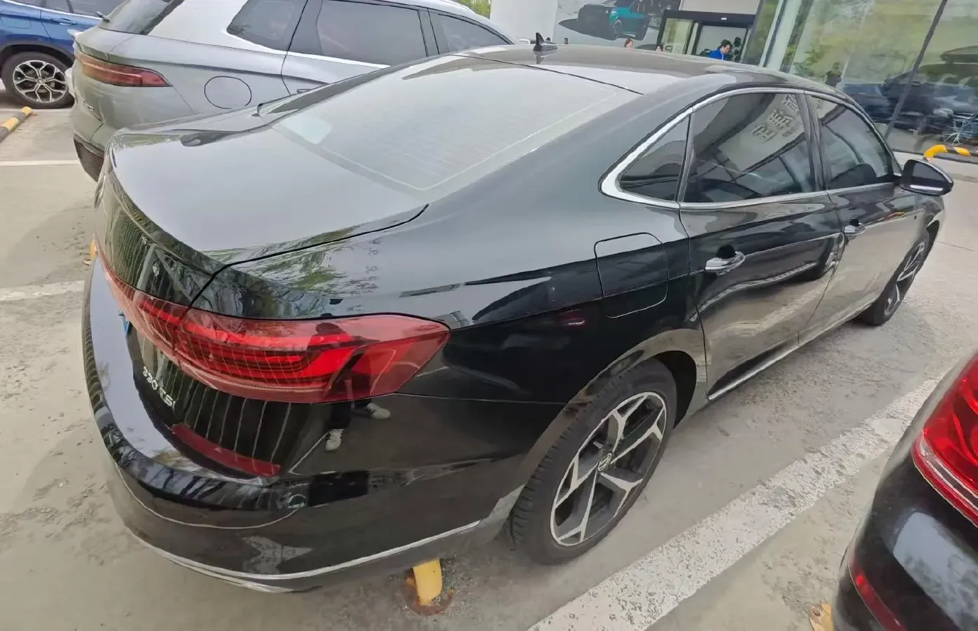 2023 Volkswagen Passat 2.0T 186HP L4 7DCT,autocango,china used car exporter,china ev exporter,chinese used car exporter,chinese used ev exporter