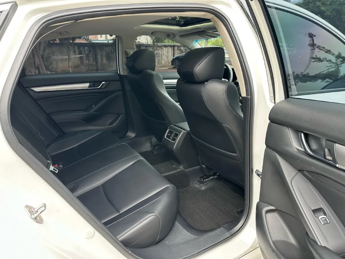 2018 Honda Accord 1.5T 194HP L4 CVT,autocango,china used car exporter,china ev exporter,chinese used car exporter,chinese used ev exporter