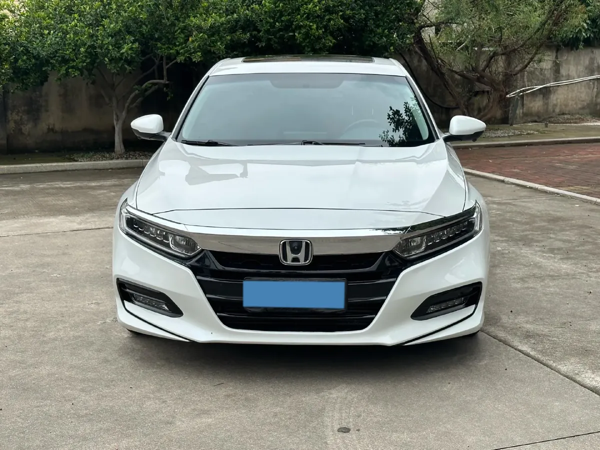 2018 Honda Accord 1.5T 194HP L4 CVT,autocango,china used car exporter,china ev exporter,chinese used car exporter,chinese used ev exporter