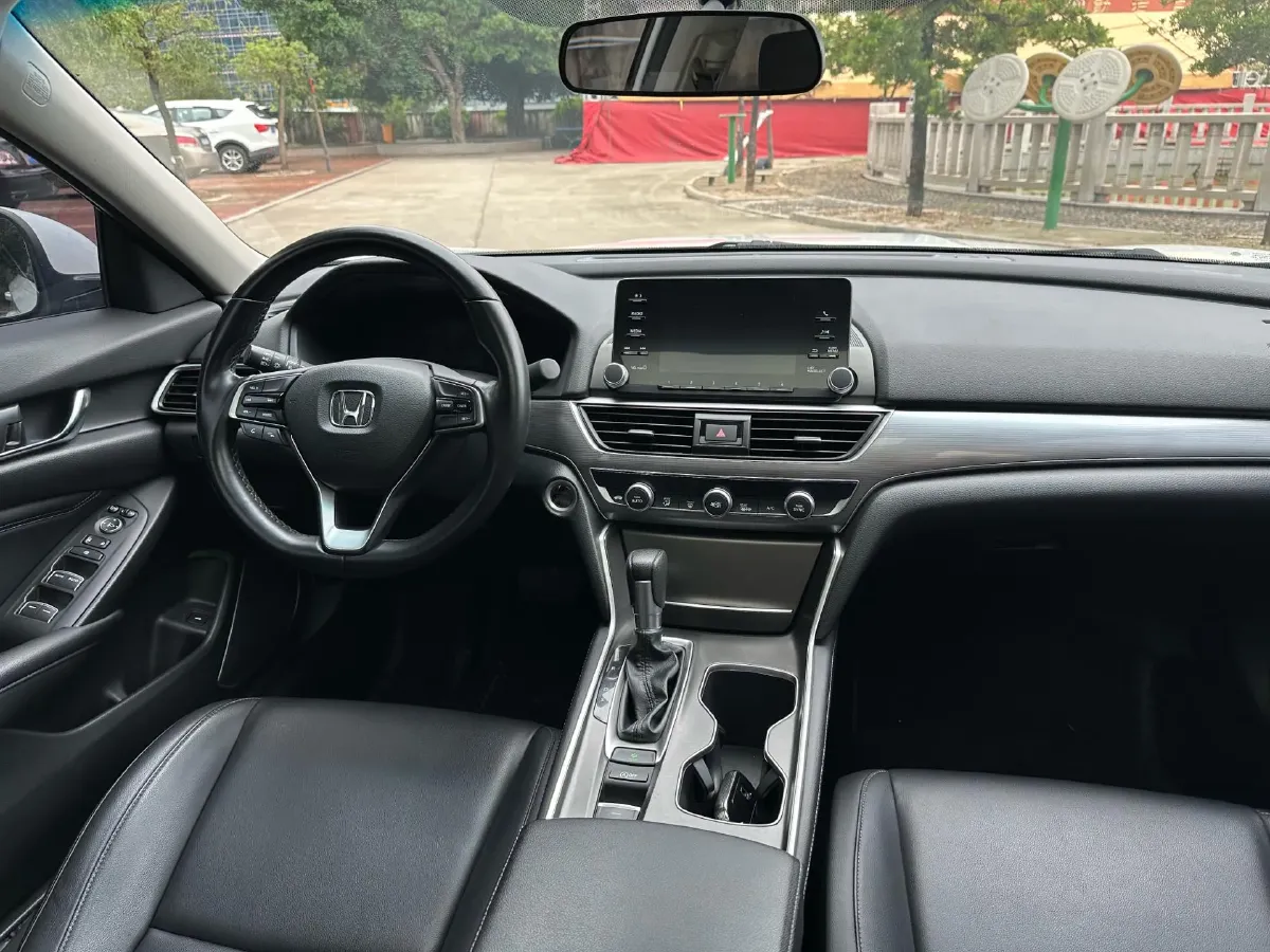 2018 Honda Accord 1.5T 194HP L4 CVT,autocango,china used car exporter,china ev exporter,chinese used car exporter,chinese used ev exporter