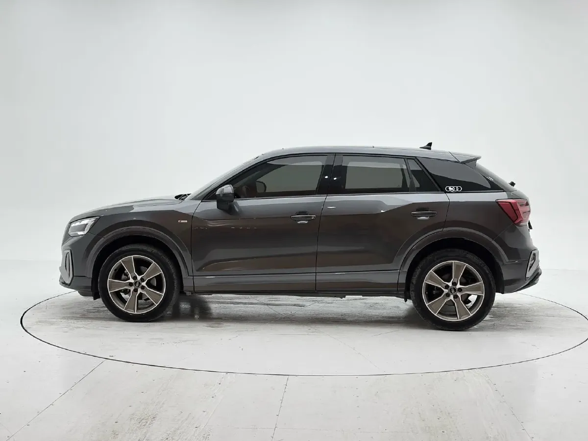 2022 Audi Q2L 1.4T 150HP L4 7DCT,autocango,china used car exporter,china ev exporter,chinese used car exporter,chinese used ev exporter