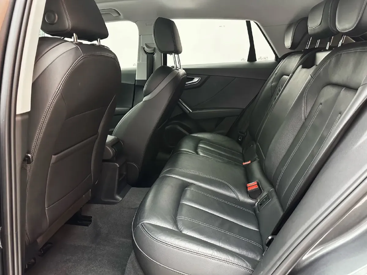 2022 Audi Q2L 1.4T 150HP L4 7DCT,autocango,china used car exporter,china ev exporter,chinese used car exporter,chinese used ev exporter