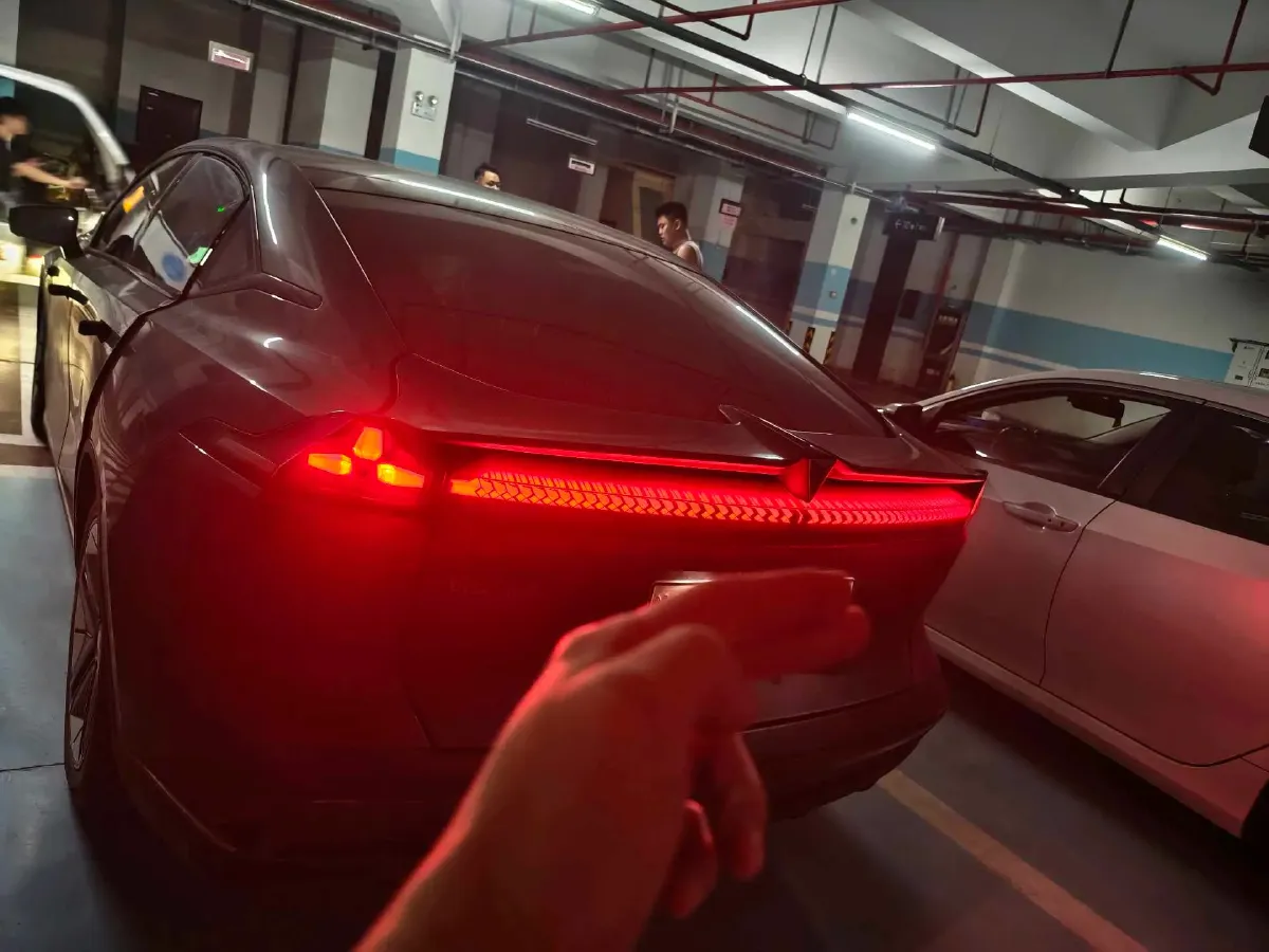 2022 DongFeng Forthing LingZhi EV BEV 68.4KWH,autocango,china used car exporter,china ev exporter,chinese used car exporter,chinese used ev exporter