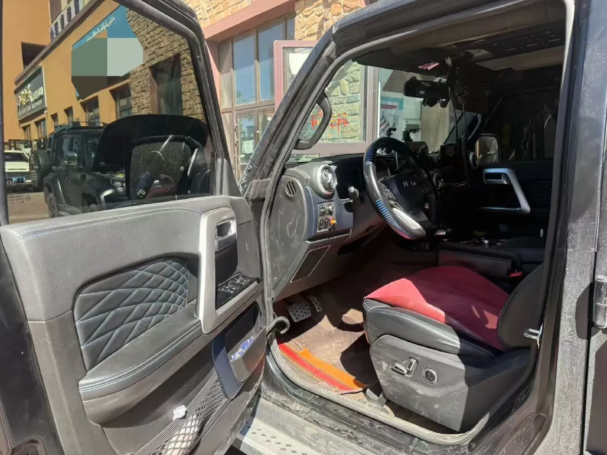 2024 Beijing BJ40 2.0T 163HP L4 8AT,autocango,china used car exporter,china ev exporter,chinese used car exporter,chinese used ev exporter