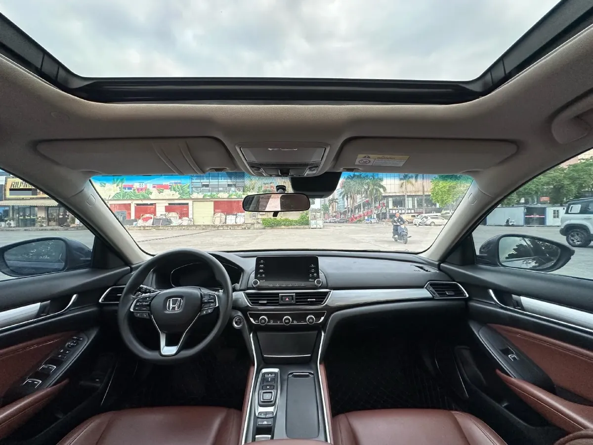 2019 Honda Inspire 2.0L 146HP L4 E-CVT Hybrid,autocango,china used car exporter,china ev exporter,chinese used car exporter,chinese used ev exporter