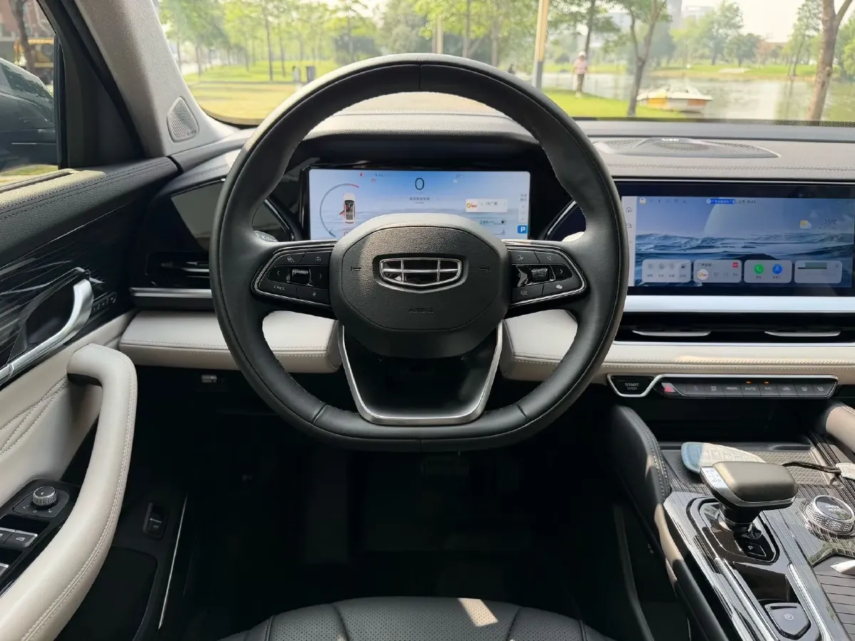 2023 Geely Monjaro 2.0T 238HP L4 8AT,autocango,china used car exporter,china ev exporter,chinese used car exporter,chinese used ev exporter