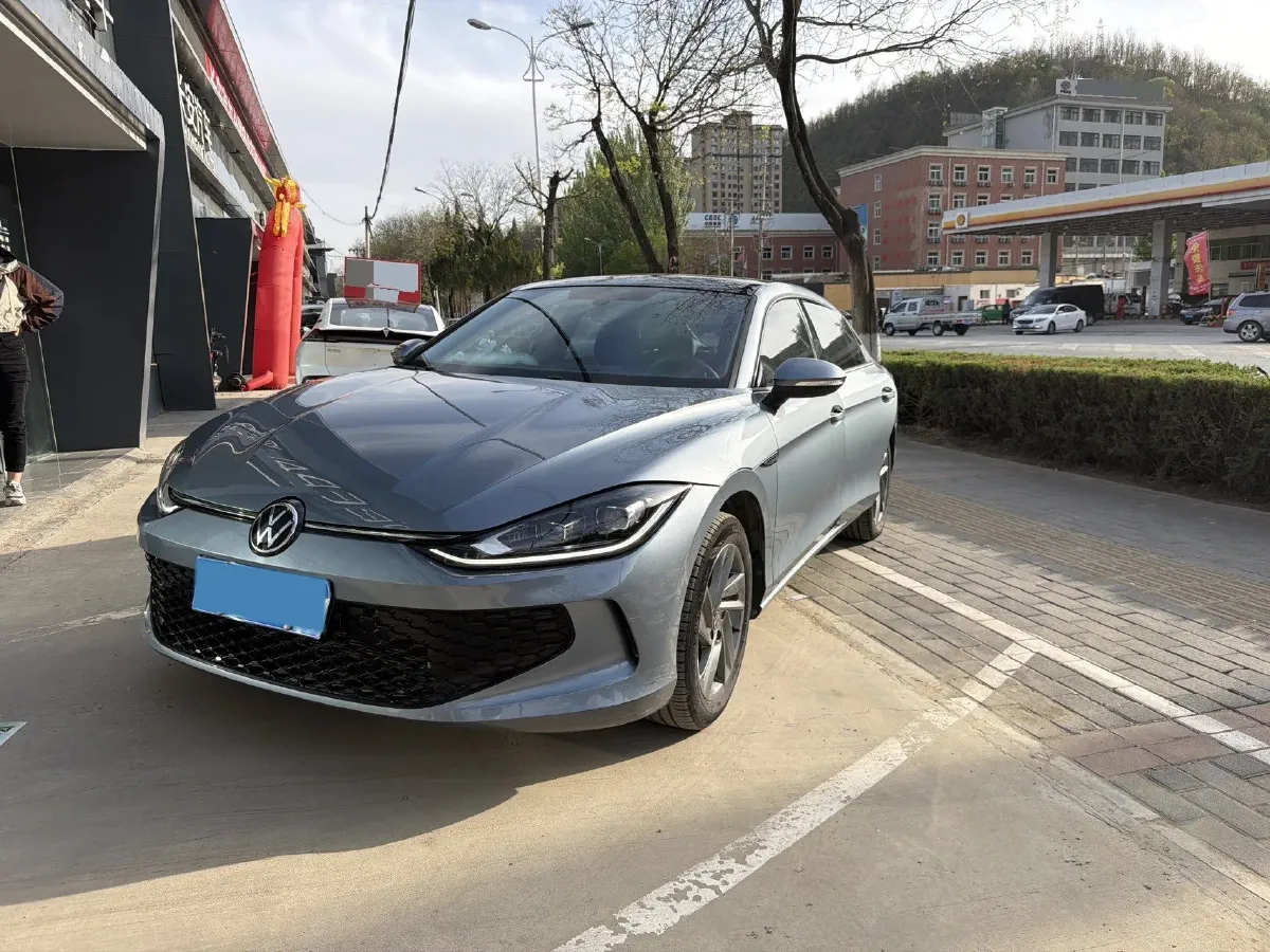 2024 Volkswagen Lamando 1.2T 116HP L4 7DCT,autocango,china used car exporter,china ev exporter,chinese used car exporter,chinese used ev exporter