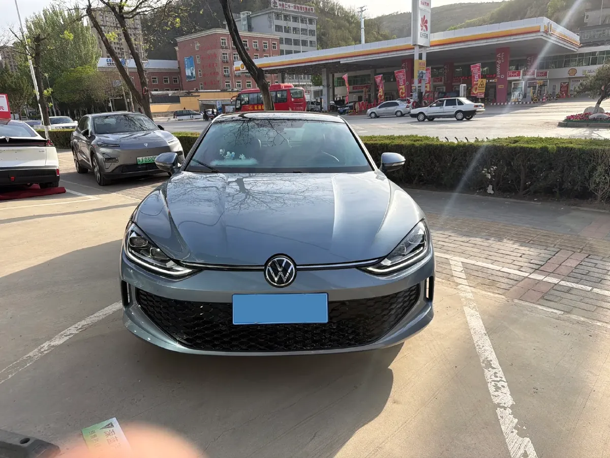 2024 Volkswagen Lamando 1.2T 116HP L4 7DCT,autocango,china used car exporter,china ev exporter,chinese used car exporter,chinese used ev exporter