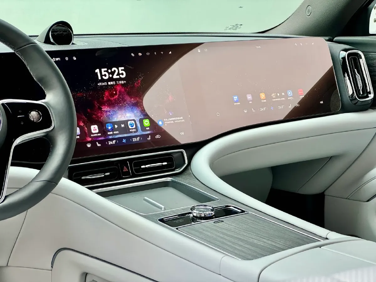 2025 AITO AITO M9 REEV 160HP REEV 52KWH,autocango,china used car exporter,china ev exporter,chinese used car exporter,chinese used ev exporter