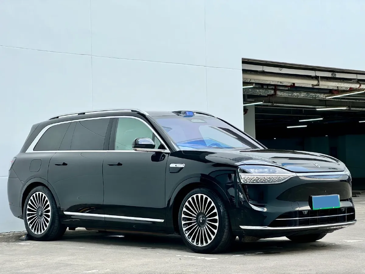 2025 AITO AITO M9 REEV 160HP REEV 52KWH,autocango,china used car exporter,china ev exporter,chinese used car exporter,chinese used ev exporter