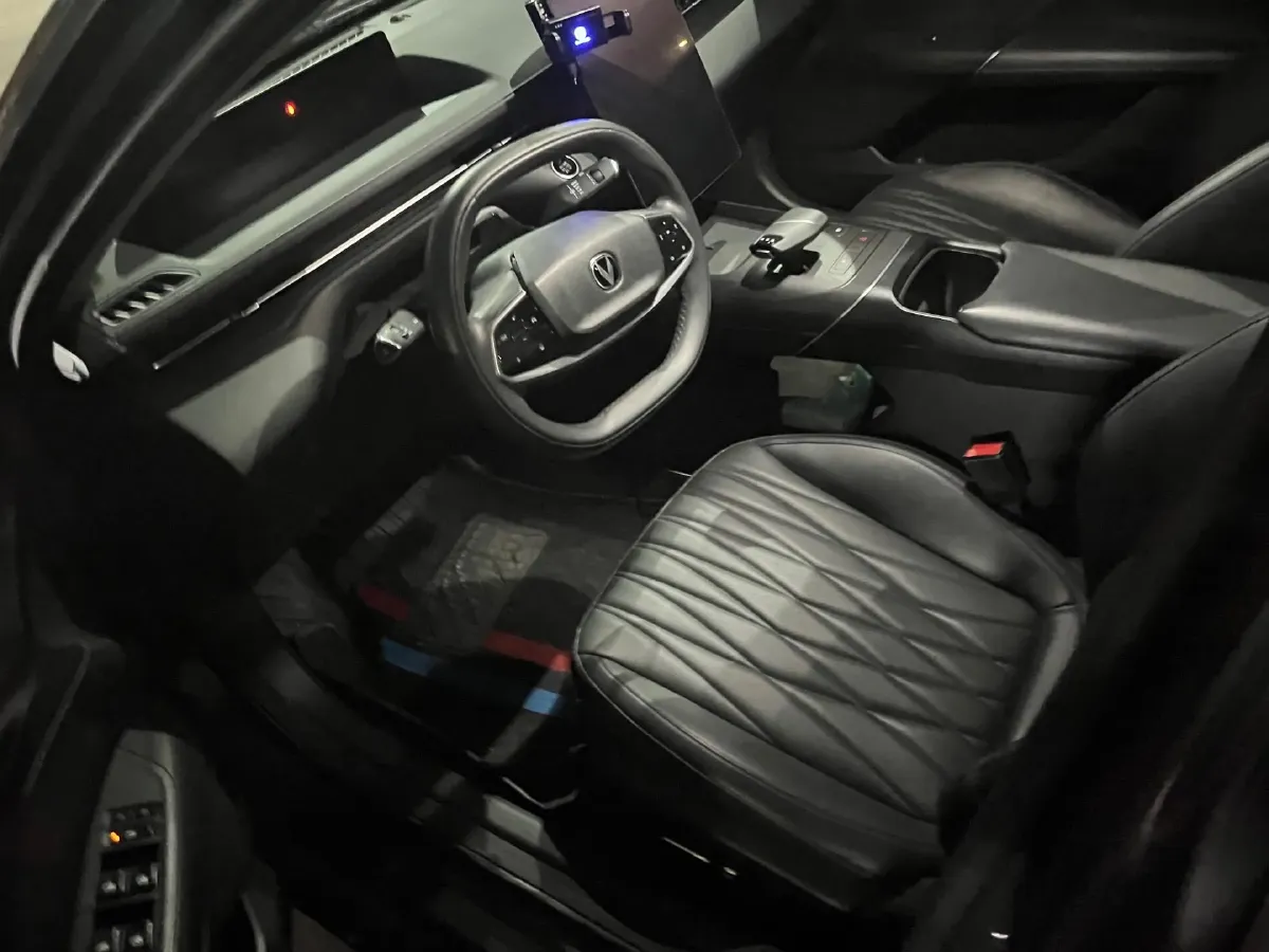 2023 ChangAn Oshan Z6 1.5T 188HP L4 7DCT,autocango,china used car exporter,china ev exporter,chinese used car exporter,chinese used ev exporter