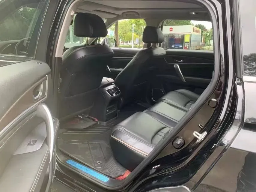 2020 Honda Avancier 2.0T 272HP L4 9AT,autocango,china used car exporter,china ev exporter,chinese used car exporter,chinese used ev exporter