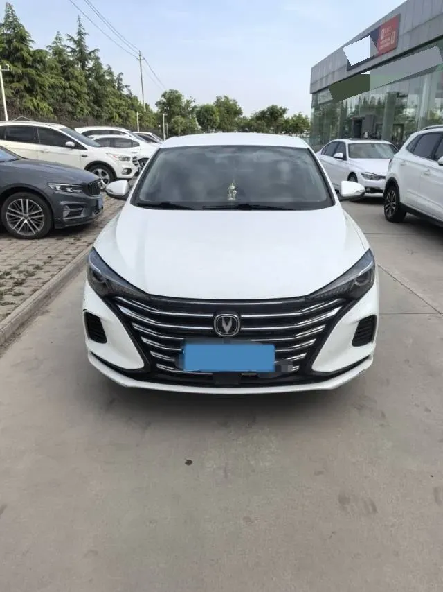 2020 ChangAn Eado 1.6L 128HP L4 5MT,autocango,china used car exporter,china ev exporter,chinese used car exporter,chinese used ev exporter